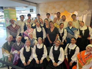 Meigas e Bruxos en el evento “Mundo de Sabores”